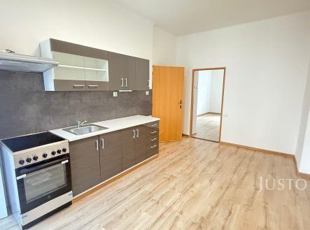 Pronájem bytu, 2+1, 80 m²