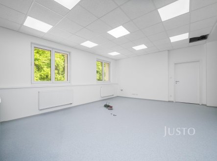 Pronájem kanceláře, 30 m²