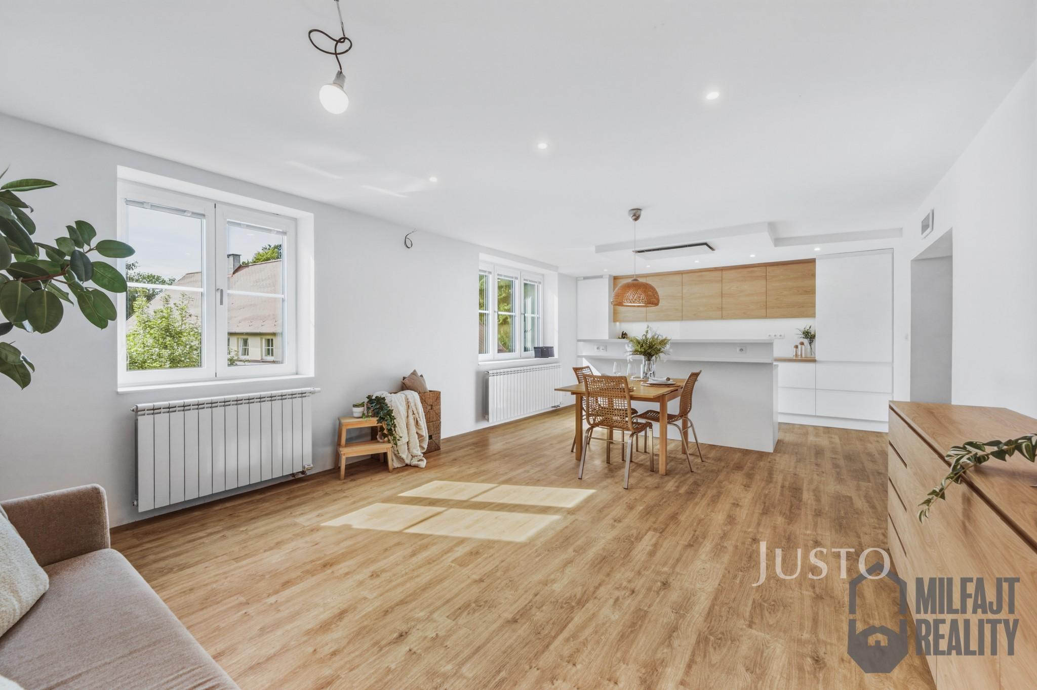 Prodej 6 a více 139 m² + parkování