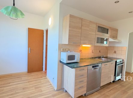 Pronájem bytu, 2+1, 69 m²
