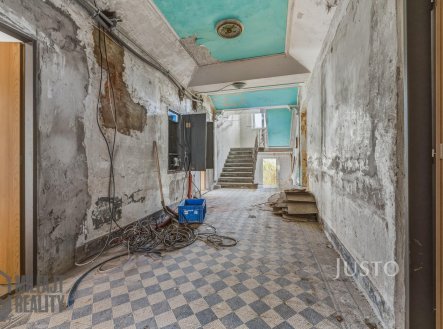 Prodej nájemního domu, 851 m²