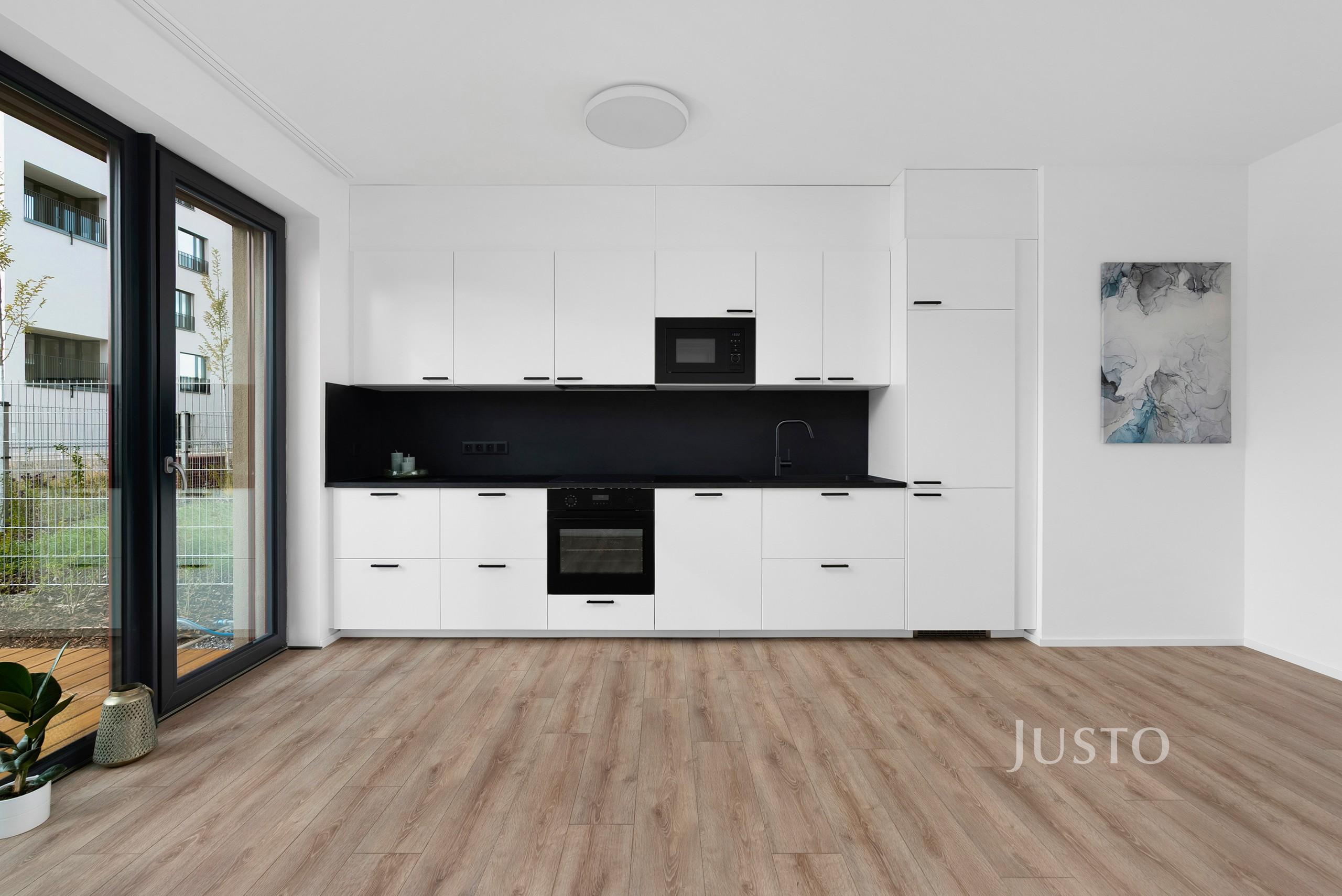 Pronájem 2+kk 47 m² + terasa 40 m² + parkování