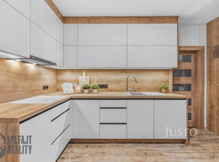 Prodej domu/vily, 227 m²