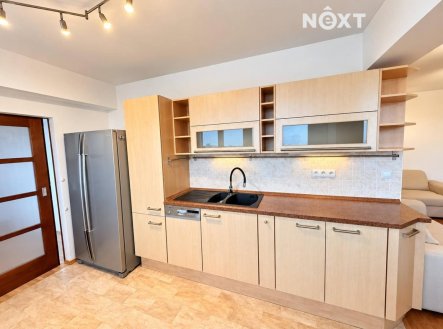 Pronájem bytu, 3+kk, 75 m²