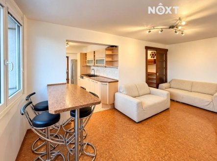 Pronájem bytu, 3+kk, 75 m²