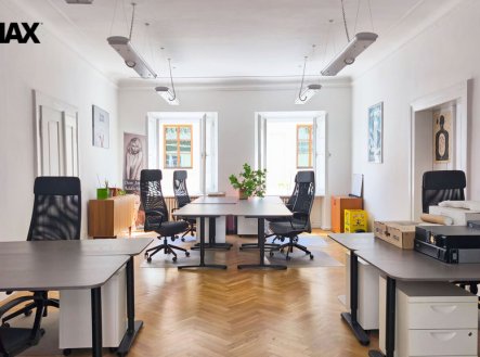 Pronájem obchodní prostory, 255 m²