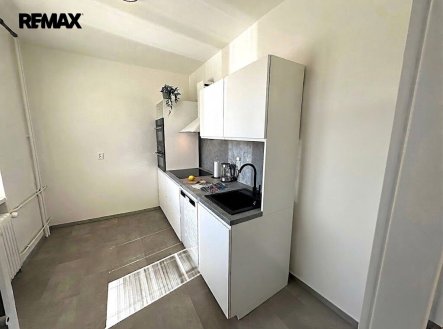 Pronájem bytu, 3+1, 61 m²