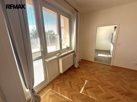 Pronájem bytu, 3+1, 61 m²