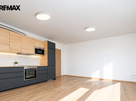 Pronájem bytu, 2+kk, 67 m²
