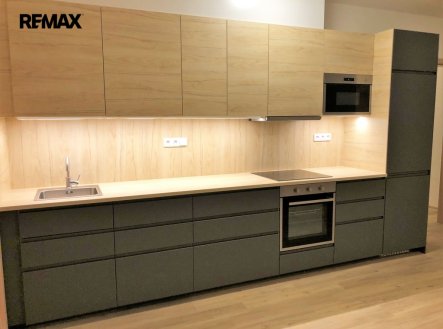 Pronájem bytu, 2+kk, 67 m²