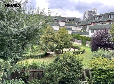 Pronájem bytu, 4+kk, 186 m²