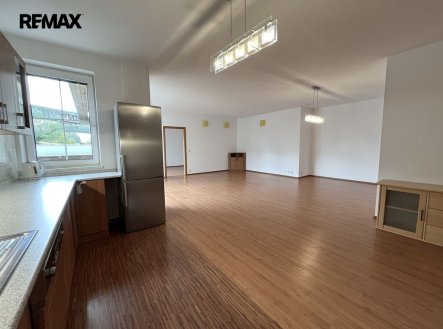 Pronájem bytu, 4+kk, 186 m²