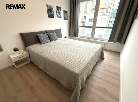 Pronájem bytu, 3+kk, 70 m²
