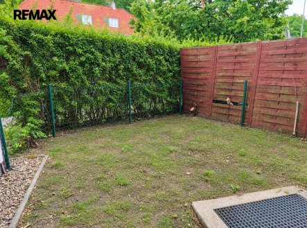 Pronájem bytu, 1+kk, 40 m²