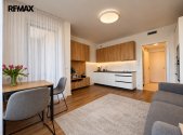 Pronájem bytu, 1+kk, 35 m²