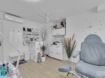 Pronájem kanceláře, 30 m²