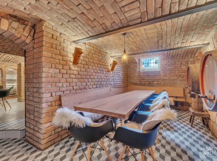 Pronájem obchodní prostory, 171 m²