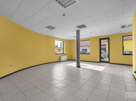 Pronájem obchodní prostory, 57 m²