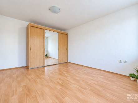 Pronájem bytu, 1+kk, 32 m²