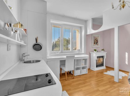 Pronájem bytu, 1+kk, 28 m²