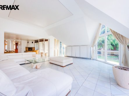 Prodej domu/vily, 433 m²