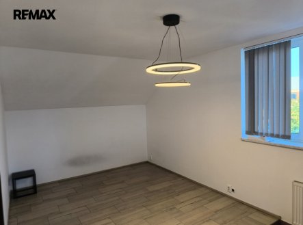 Pronájem bytu, 1+kk, 50 m²