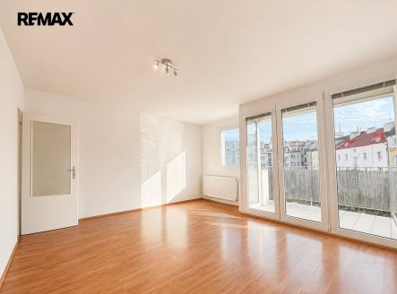 Pronájem bytu, 1+kk, 40 m²