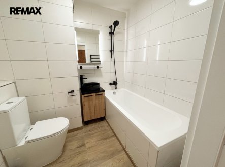 Pronájem bytu, 2+kk, 40 m²