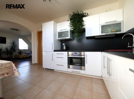 Pronájem bytu, 1+1, 50 m²