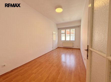 Pronájem bytu, 2+kk, 46 m²