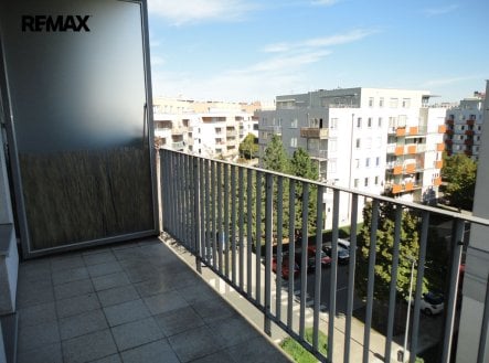 Pronájem bytu, 1+kk, 36 m²