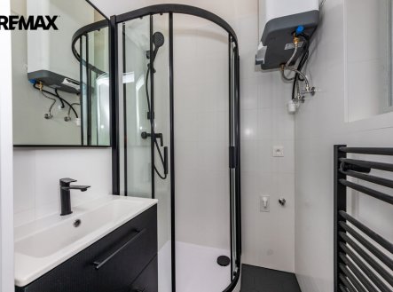 Pronájem bytu, 1+kk, 26 m²