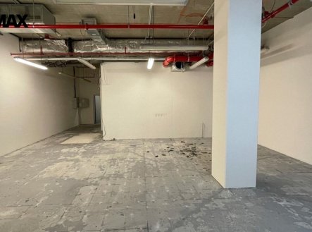 Pronájem obchodní prostory, 84 m²