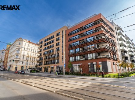 Pronájem bytu, 3+kk, 196 m²