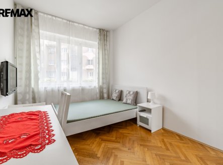 Pronájem bytu, 1+kk, 24 m²
