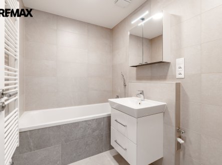 Pronájem bytu, 2+kk, 45 m²
