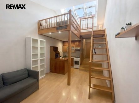 Pronájem bytu, 1+kk, 31 m²