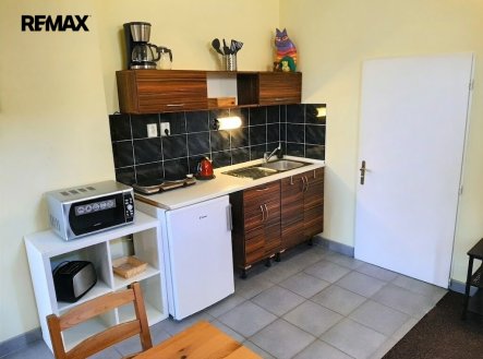 Pronájem bytu, 1+1, 37 m²