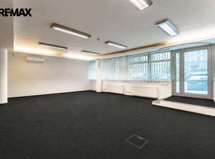 Pronájem kanceláře, 103 m²