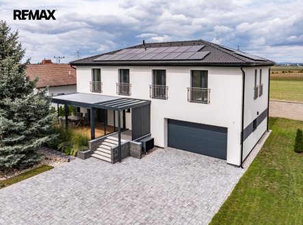 Prodej domu/vily, 329 m²