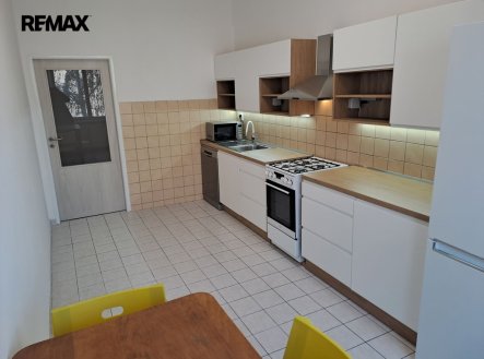 Pronájem bytu, 1+1, 40 m²