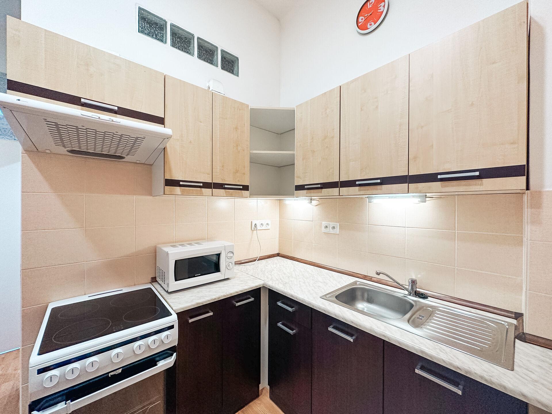 Pronájem bytu 1+1, 30 m2, ul. Jeronýmova, Praha-Žižkov