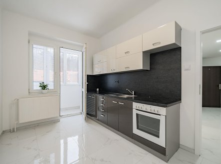 Prodej bytu, 3+1, 92 m²