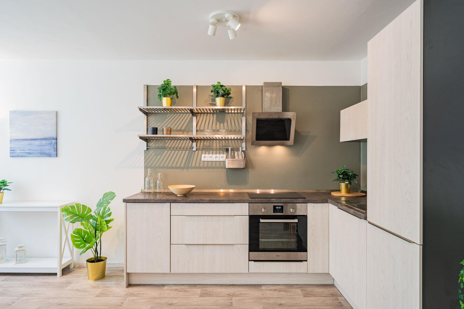 Prodej bytu 3+1/L, 70 m2, ul. Ouholická, Praha Čimice
