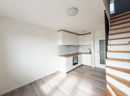 Pronájem bytu, 2+kk, 30 m²