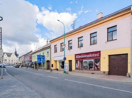 Prodej nájemního domu, 700 m²