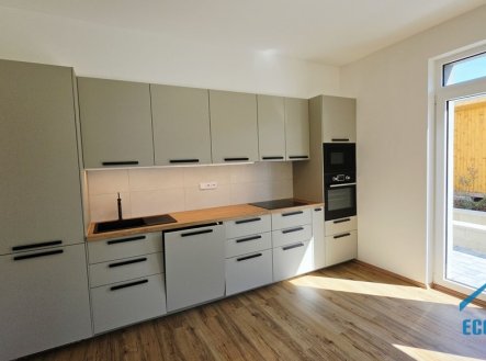 Pronájem kanceláře, 55 m²