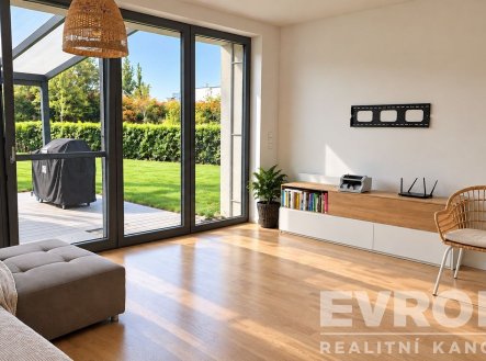 Pronájem bytu, 2+kk, 52 m²