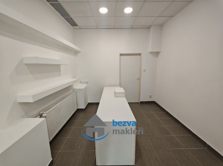 Pronájem obchodní prostory, 63 m²
