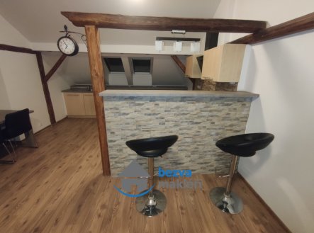 Pronájem bytu, 3+kk, 96 m²